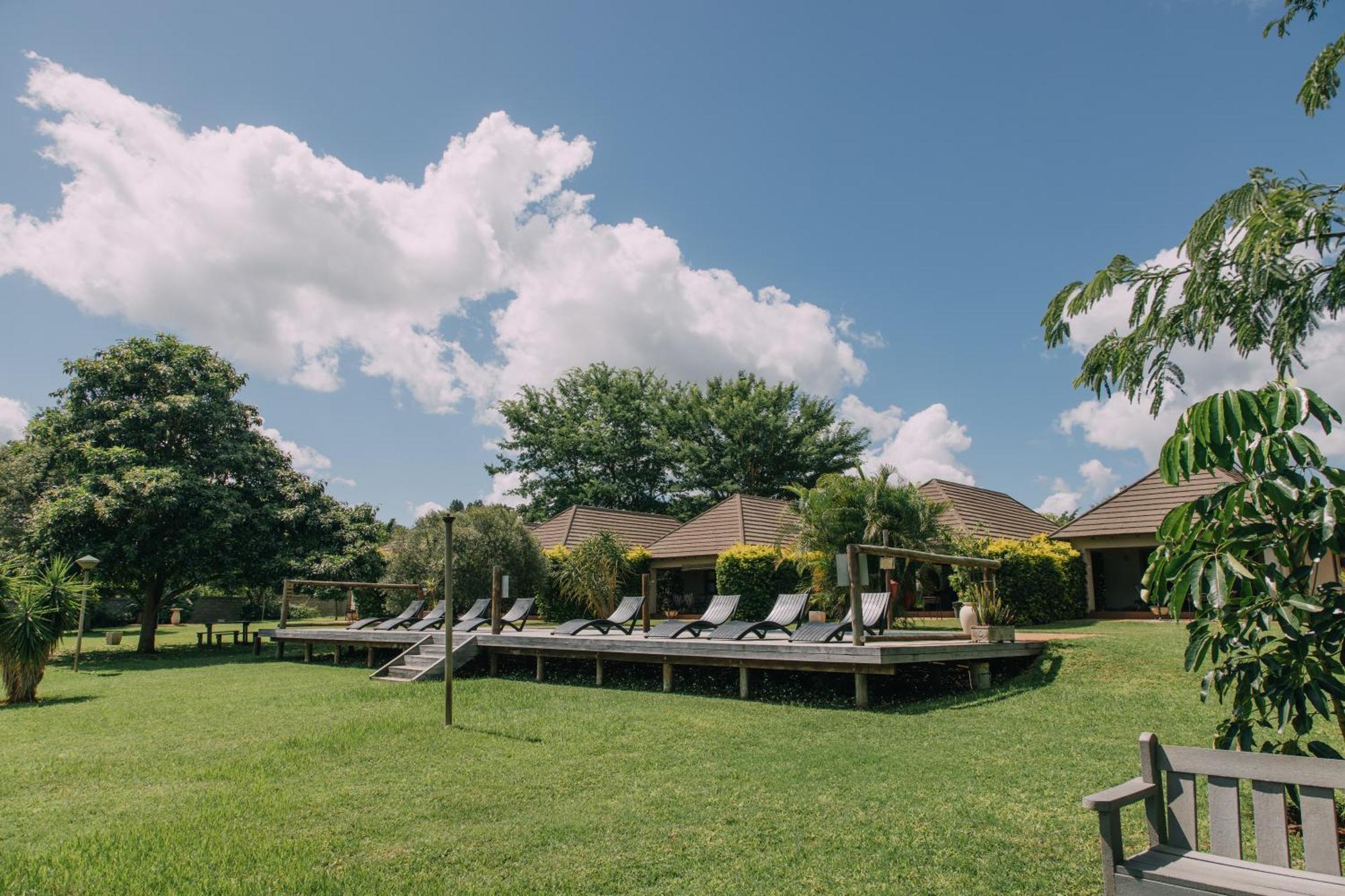 Kruger View Chalets Malalane Exteriör bild